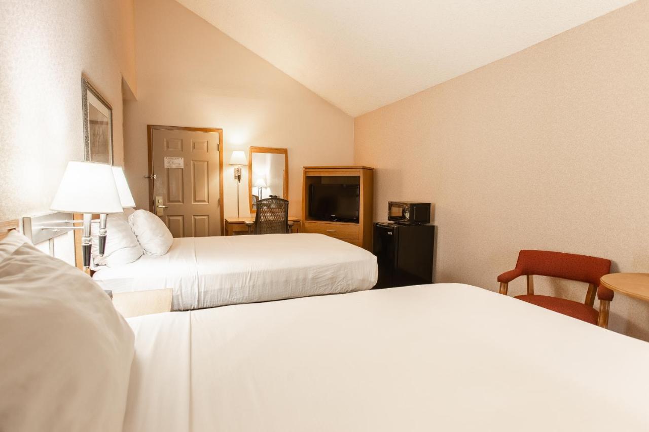 Hotel Rivertree &